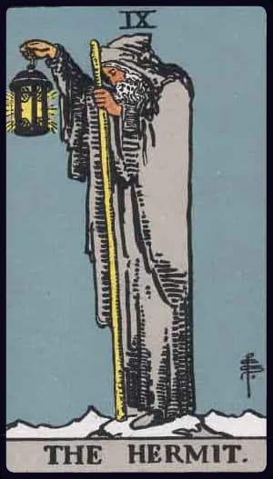La carte L'Hermite du tarot Rider-Waite-Smith
