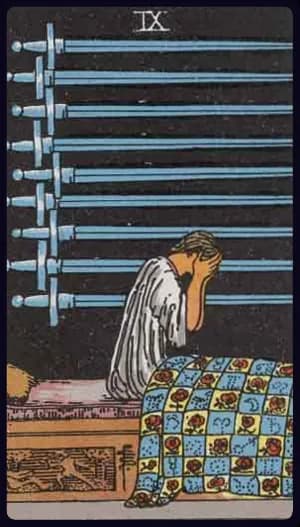 La carte Neuf d'Épée du tarot Rider-Waite-Smith